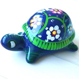 Mexican handmade turtle ceramic box